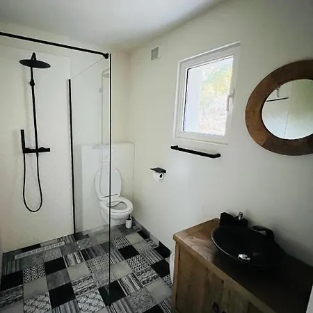 Les Alyzes بورم لي ميموزا