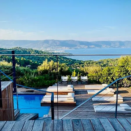 Les Alyzes Villa *